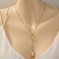 Mojoyce- Lunar Pearl Pendant Necklace