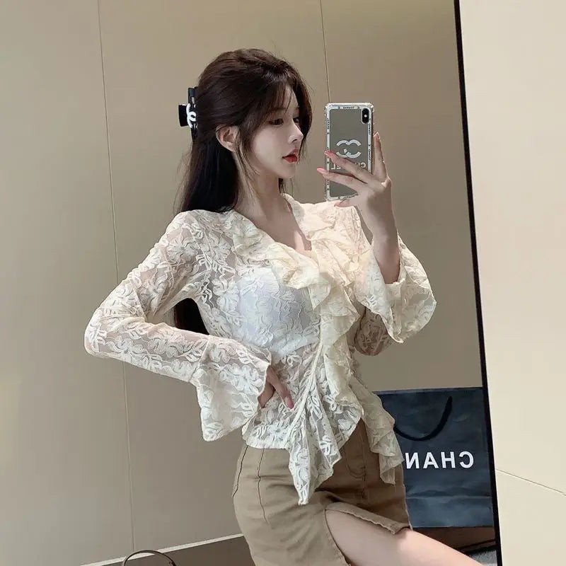 Mojoyce Spliced Lace Ruffles Pullovers Women Fashion Sexy Slim Solid Color Sweet Blouses Flare Sleeve V-neck Hollowed Out Shirts Female