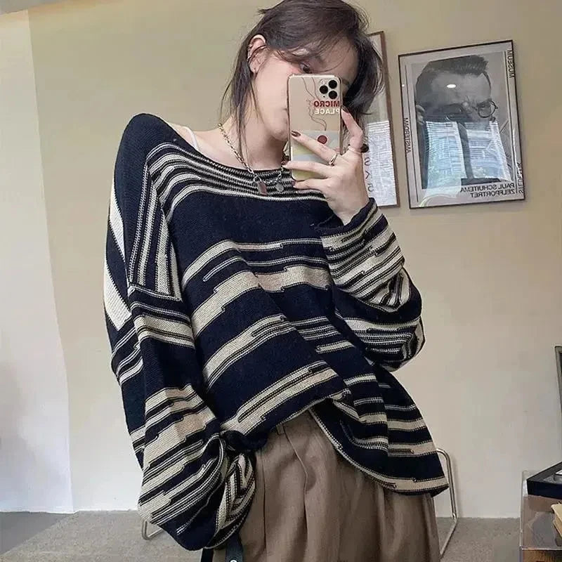 Mojoyce Chic Striped Pullover Sweater Women American Retro Loose Long Sleeve Jumper Female Y2k Gothic O Neck Oversized Knitted Tops New
