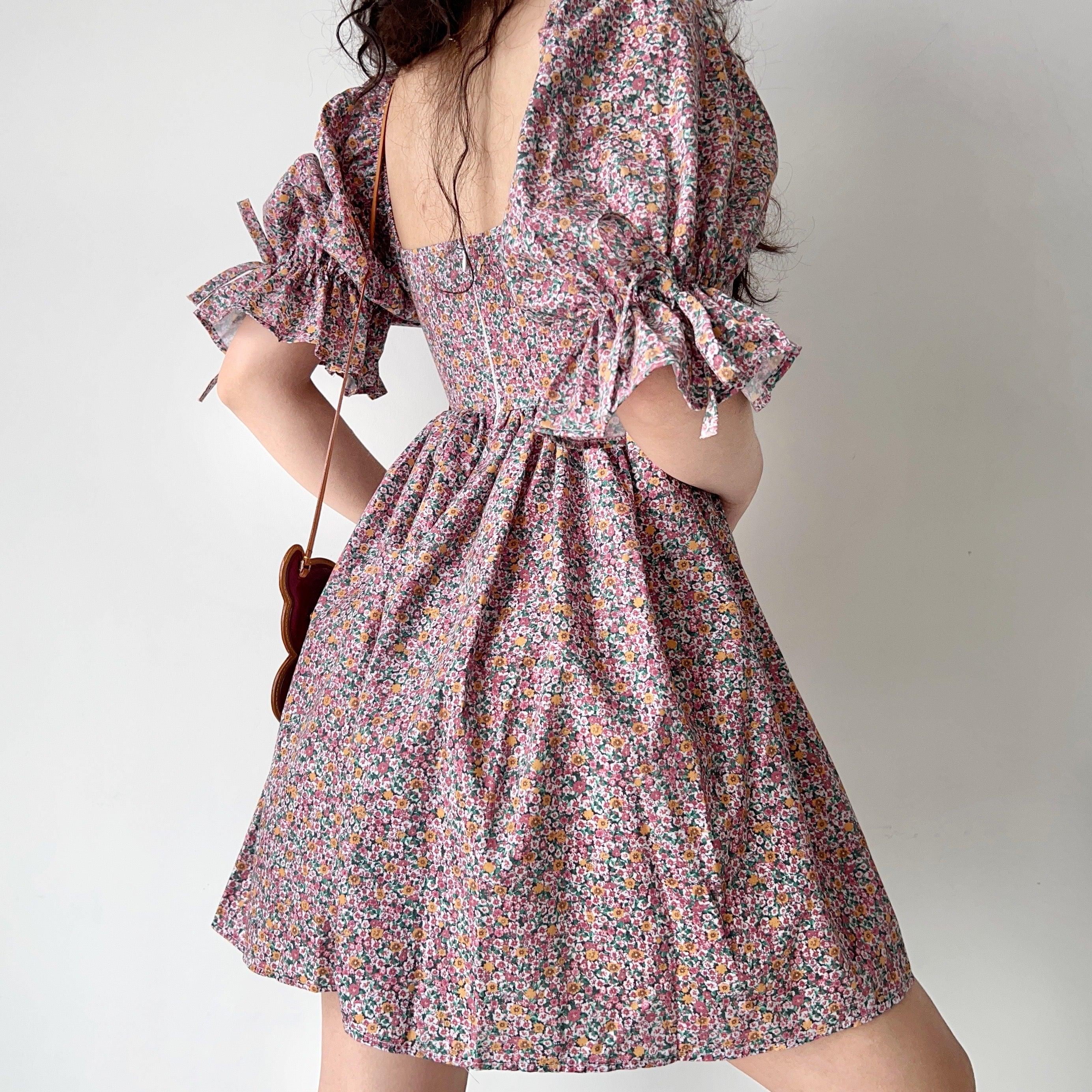 Mojoyce-Vintage Square Neck Puff Sleeve Floral Dress