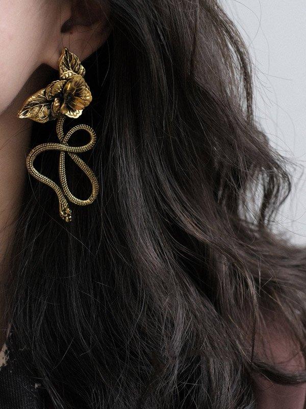 Mojoyce-Vintage Snake Shape Flower Shape Earrings Accessories