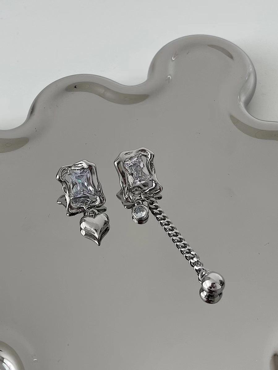 Mojoyce-Asymmetric Zirconia Heart Earrings