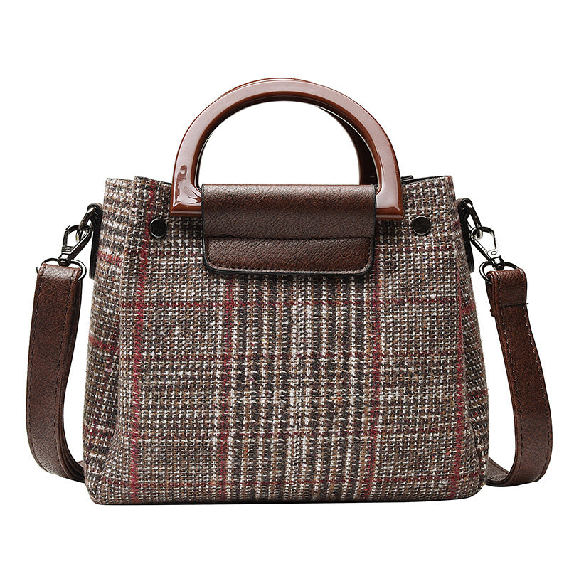 MOJOYCE-trend color contrast check small square bag