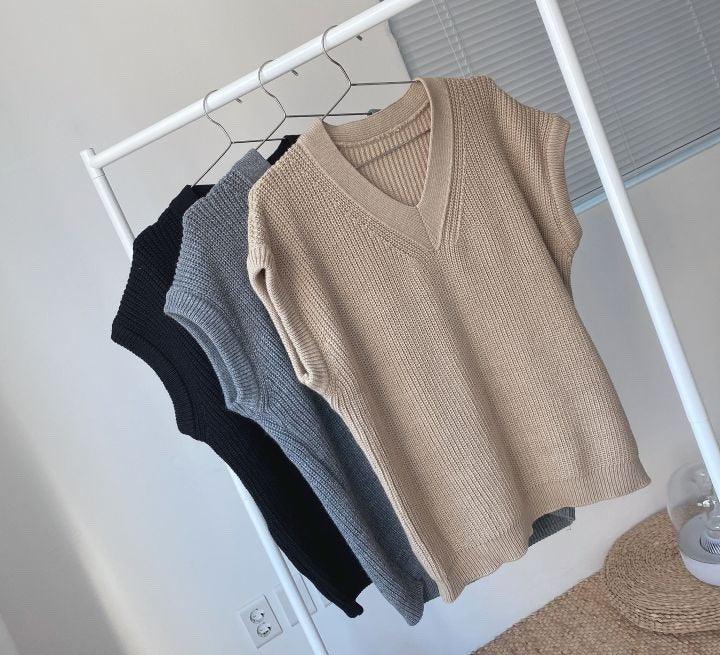 Mojoyce-Casual Loose V-neck Knitted Sweater Vest