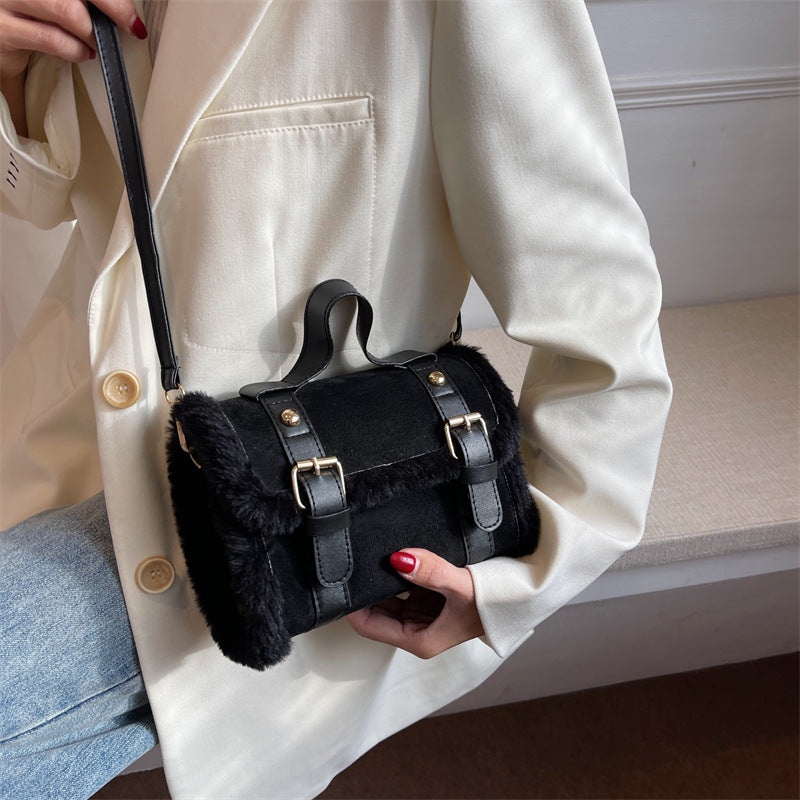 MOJOYCE-The Plushy Puff Shoulder Bag