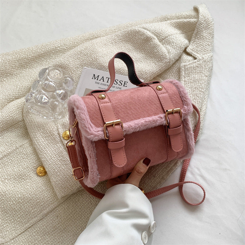 MOJOYCE-The Plushy Puff Shoulder Bag